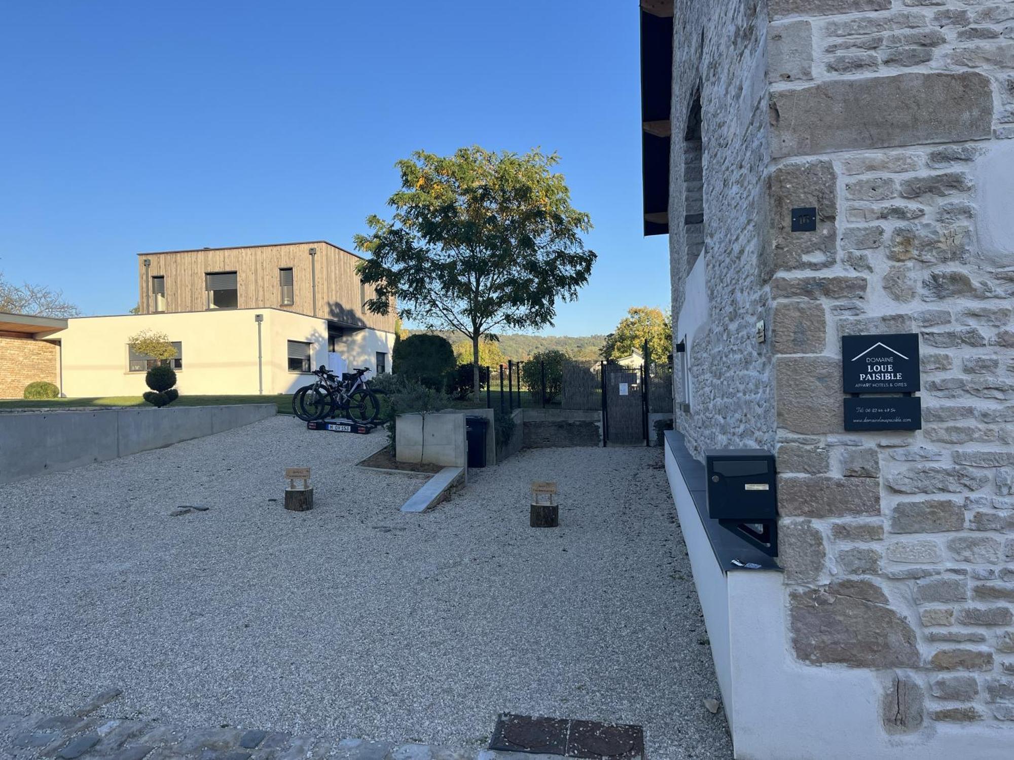 Sejour Detente - Appart'Hotel N 1 Avec Jaccuzi, Piscine Et Petit-Dejeuner Chouzelot Bagian luar foto