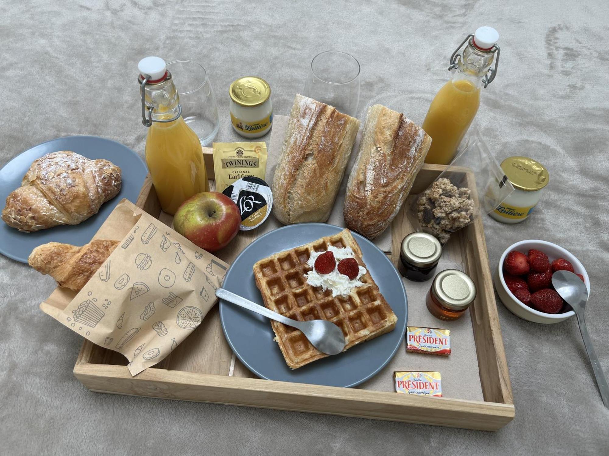 Sejour Detente - Appart'Hotel N 1 Avec Jaccuzi, Piscine Et Petit-Dejeuner Chouzelot Bagian luar foto