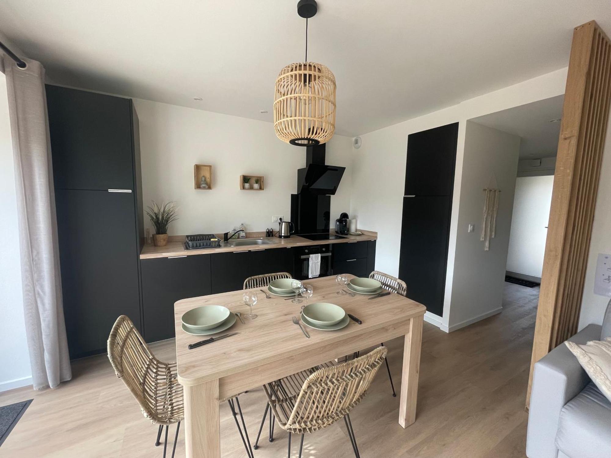 Sejour Detente - Appart'Hotel N 1 Avec Jaccuzi, Piscine Et Petit-Dejeuner Chouzelot Bagian luar foto